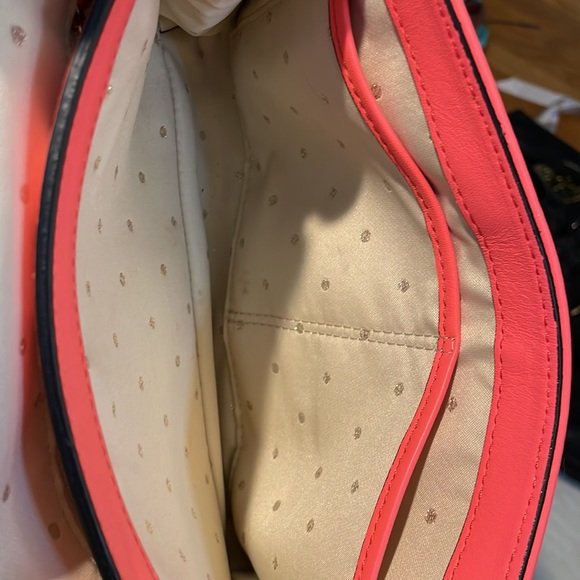 Coral Kate spade gold chain link purse - Picture 7 of 9